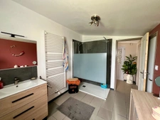 Corps de ferme au coeur de la campagne, nombreuses dépendanc