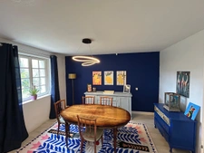 Propriété avec maison principale et gîte potentiel sur grand