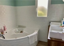 Maison de plain-pied de 106m2 avec garage et terrasse