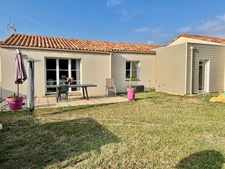 À Machecoul-Saint-Même, villa à acheter avec terrasse