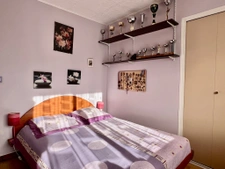 Maison de 123 m2 avec grand terrain, piscine couverte, 3 cha