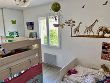 Maison de plain-pied de 106m2 avec garage et terrasse