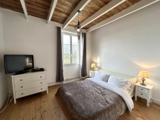 Belle maison en pierre de 4 chambres en bordure de village