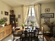 Café / salon de thé avec logement 3 chambres et jardin   For