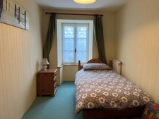 CHARMANTE MAISON PIERRES AVEC GARAGE ET ATELIER 123M2