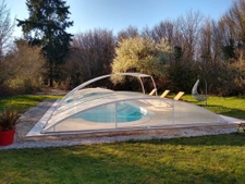 maison de maitre au calme de la campagne, piscine couverte, 