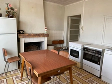 Maison avec grand potentiel et beau jardin