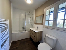 maison de maitre au calme de la campagne, piscine couverte, 