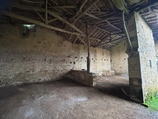 Ancienne grange rénovée de 3 chambres avec gîte, dépendances