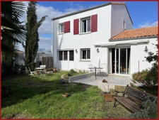 Belle maison de 110m2 au coeur de Machecoul avec jardin et d