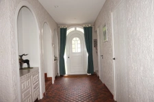 MAISON DANS ENVIRONNEMENT PRIVILEGIE