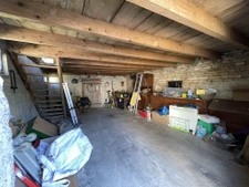 À vendre   Maison en pierre avec grange, jardin et garage-Ch