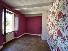 4 bedroom house with possible gite - solar pannels