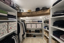 Maison avec grange et terrain de 3 800 m2 / House with barn 