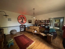 À vendre   Maison en pierre avec grange, jardin et garage-Ch