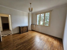 Maison 4 chambres, bureau, garage. Nantes la Perverie