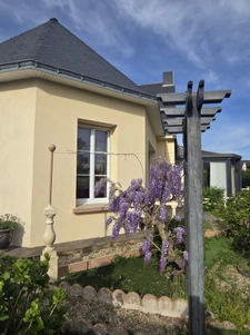 Maison 5 chambres et un bureau centre bourg