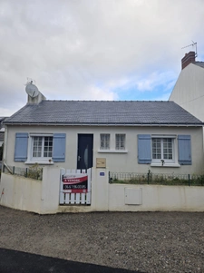 Maison de plain-pied construite en 1984, d'une surface habit