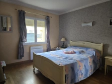 Maison 5 chambres et un bureau centre bourg