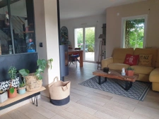 Jolie maison avec vie de plain pied dans un magnifique cadre