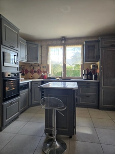 Maison 5 chambres et un bureau centre bourg