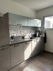 Maison lumineuse avec véranda - 4 chambres - 98m2 - LA GOUES