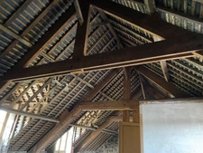 Immeuble à rénover   Usage commercial   Centre-bourg de Chât