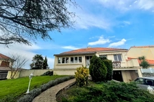 Maison 3 chambres 113M2, grand garage et jardin