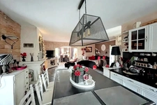 BOURG - Maison familiale 180m2 - 6chambres - Jardin