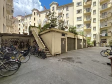 Rue de Turenne, grand T3 avec balcon, ascenseur, vue dégagée...