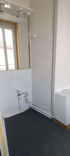 MAISON 2 CHAMBRES A RENOVER