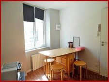 STUDIO - CENTRE VILLE CHOLET