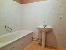 PROCHE ROND POINT DE LA TESSOUALLE APPARTEMENT DE 60 M2