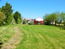 LONGERE RENOVEE DE 198 M2, A 15 MN DE CHOLET