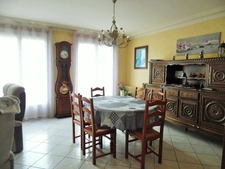  A 5 MN DE CHOLET - MAISON 3 CHAMBRES SUR SOUS-SOL