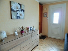 MAISON 3 CHAMBRES SUR DEMI-SOUS SOL