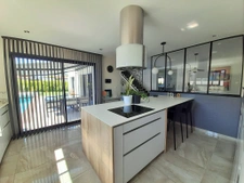 CONTEMPORAINE RECENTE A 5 MN DE CHOLET