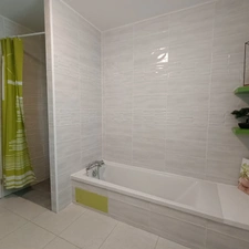 MAISON DE PLAIN-PIED A 5 MN DE CHOLET