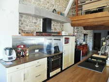 LONGERE RENOVEE DE 198 M2, A 15 MN DE CHOLET