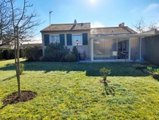 MAISON 3 CHAMBRES SUR DEMI-SOUS SOL