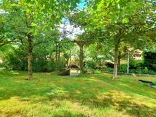 MAISON 4 CHAMBRES SUR SOUS SOL