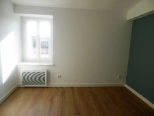 SAINT CHRISTOPHE DU BOIS: LOCATION MAISON 2 CHAMBRES + BUREA