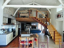 LONGERE RENOVEE DE 198 M2, A 15 MN DE CHOLET