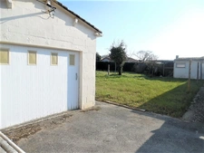 SAINT CHRISTOPHE DU BOIS: LOCATION MAISON 2 CHAMBRES + BUREA