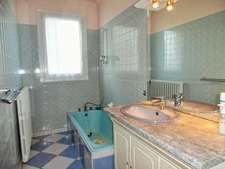  A 5 MN DE CHOLET - MAISON 3 CHAMBRES SUR SOUS-SOL