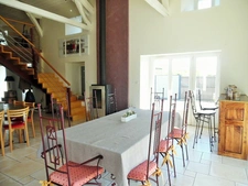 LONGERE RENOVEE DE 198 M2, A 15 MN DE CHOLET