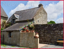 CHARMANTE MAISON DE VILLAGE EN PIERRE 40 M2 CLIS / GUERANDE