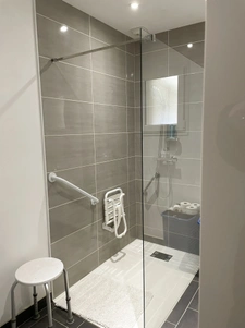 MAISON 84 M2 / HYPER CENTRE ASSERAC / PLAIN PIED / 2 CH