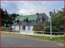 LA TURBALLE 170 M2 AU SOL / ACCES PLAGE DIRECT / TERRAIN 790