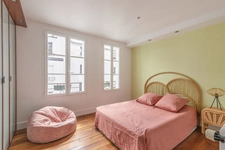 Paris 10e - Strasbourg Saint Denis 11